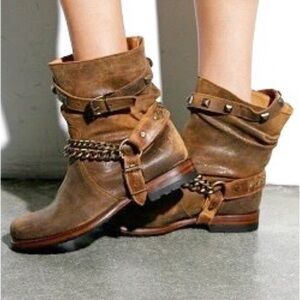 NWT Sendra Crazy Horse Motorcycle Boots Size 7